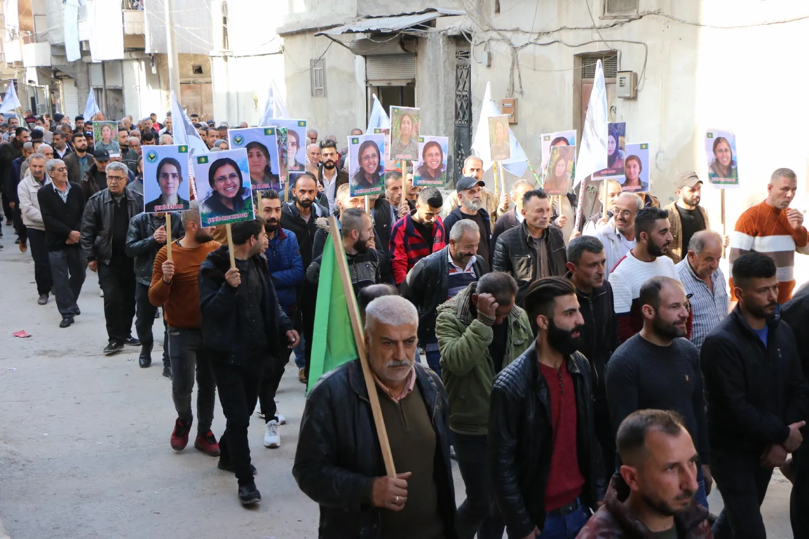 الرجال في حلب يطالبون بإنهاء العنف الممارس ضد المرأة