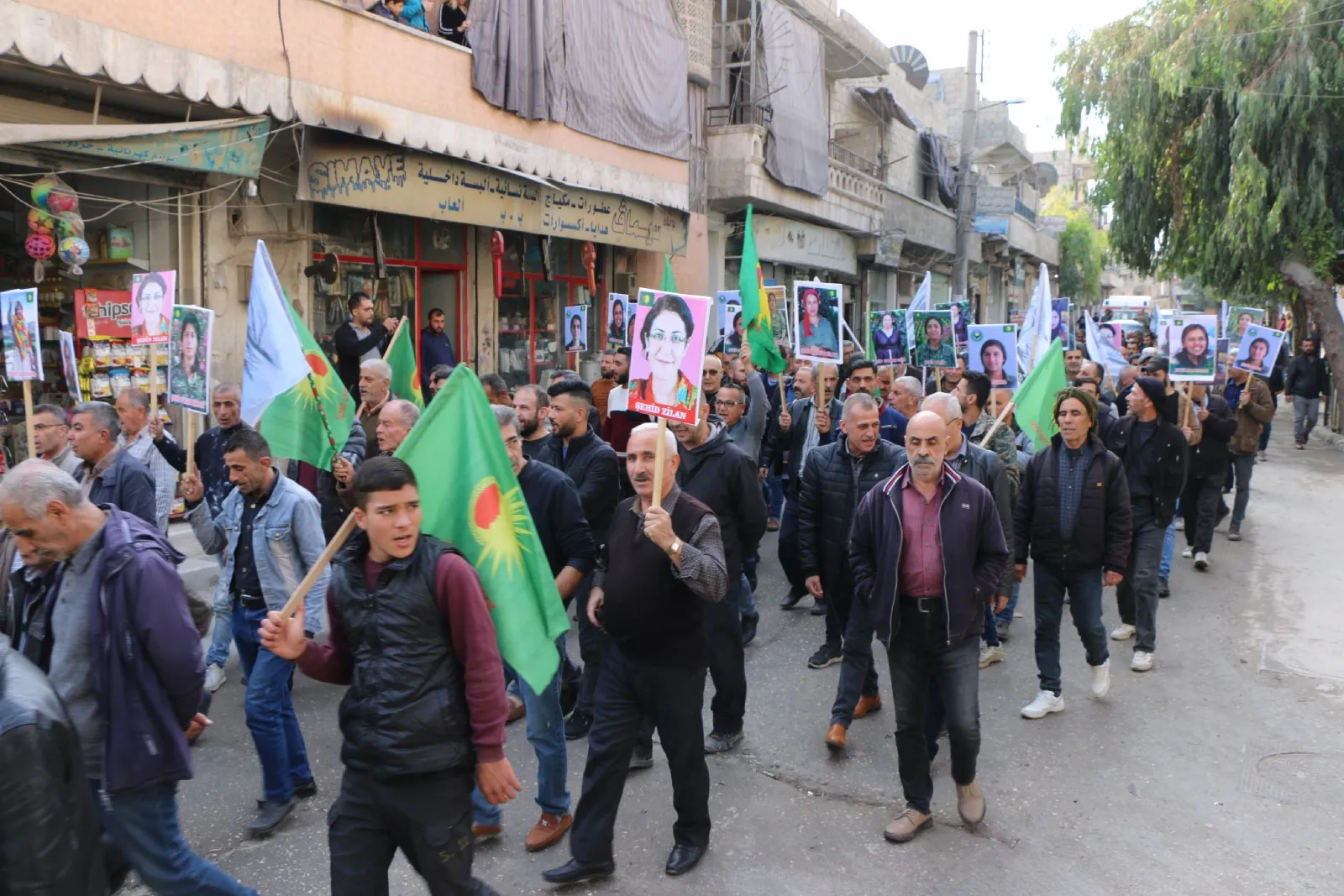 الرجال في حلب يطالبون بإنهاء العنف الممارس ضد المرأة