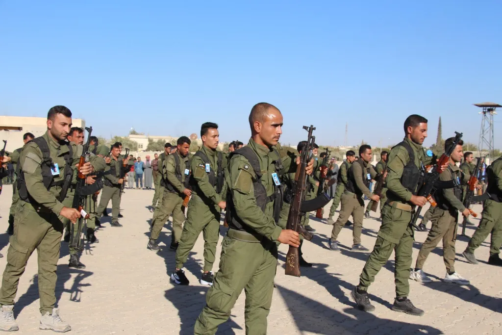 تشييع شهيدين من أبناء منبج إلى مثواهما الأخير والإعلان عن سجل مقاتلين آخرين
