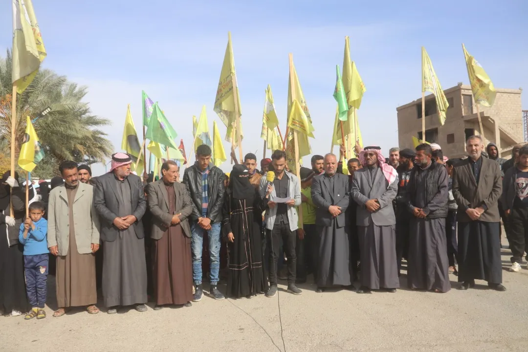 أهالي شمال وشرق سوريا يحتفلون بذكرى تأسيس PKK وينددون بهجمات الاحتلال التركي