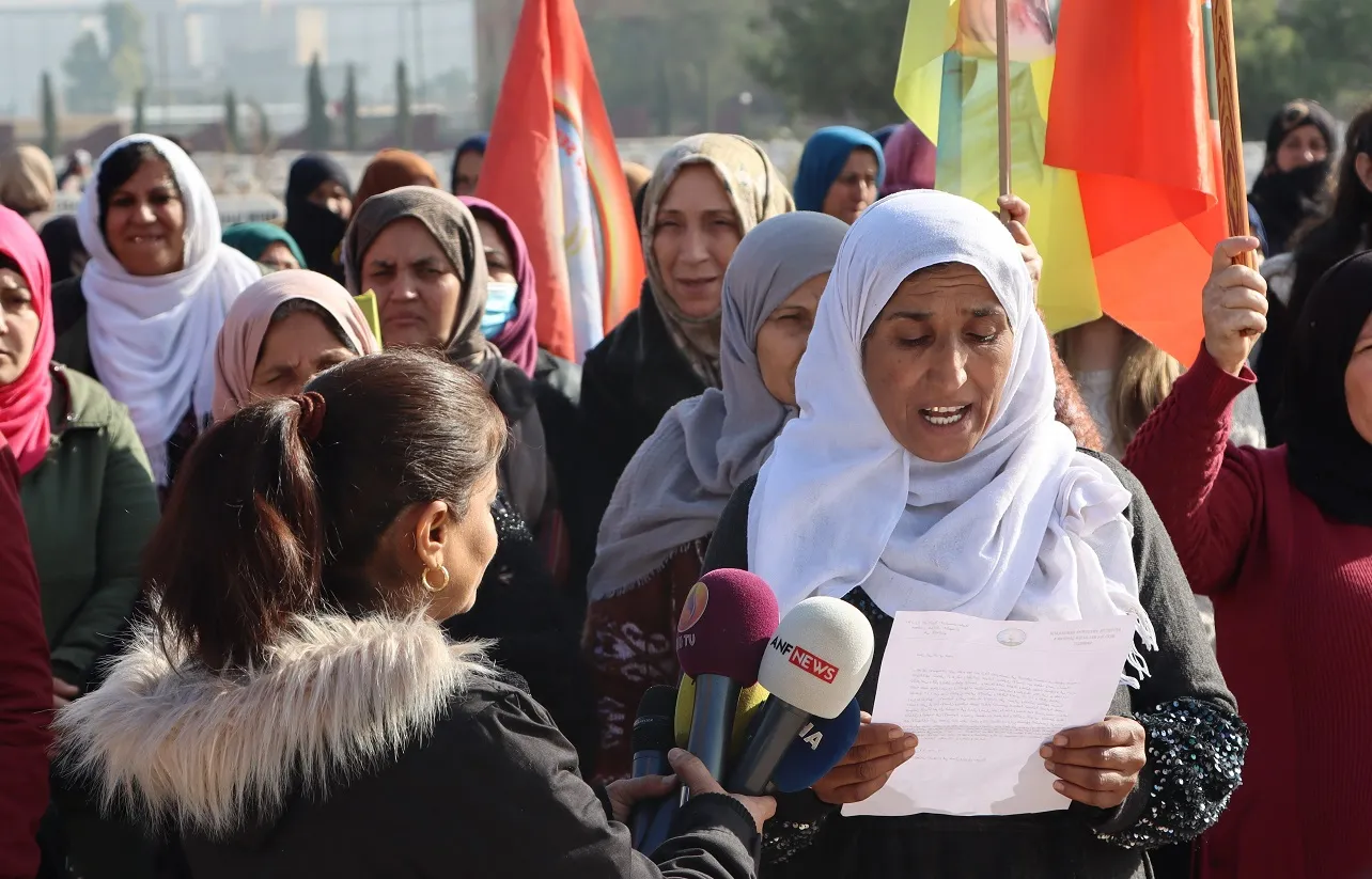 ​​​​​​​مجلس المرأة لعوائل الشهداء يندد بتدمير جيش الاحتلال لمزار شهداء سري كانيه- تم التحديث