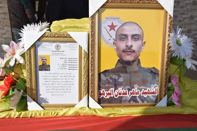 ​​​​​​​أهالي تربه سبيه يشيّعون جثمان الشهيد ماهر البرهو إلى مثواه الأخير