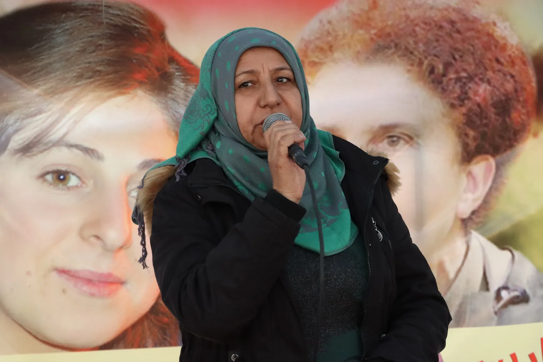 ​​​​​​​خيم عزاء لشهداء مجزرة باريس الثانية في مقاطعة قامشلو
