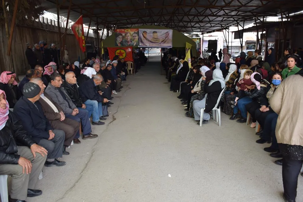 ​​​​​​​خيم عزاء لشهداء مجزرة باريس الثانية في مقاطعة قامشلو