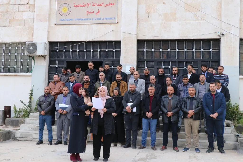 ​​​​​​​اتحاد المحامين ومجلس العدالة الاجتماعية في منبج يطالبان بإنهاء العزلة على القائد أوجلان