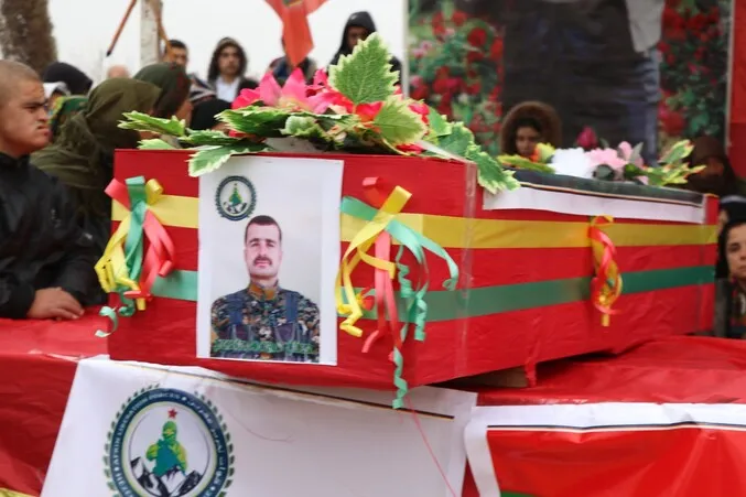 ​​​​​​​أهالي إقليم عفرين يشيعون جثمان الشهيد سورو جيا