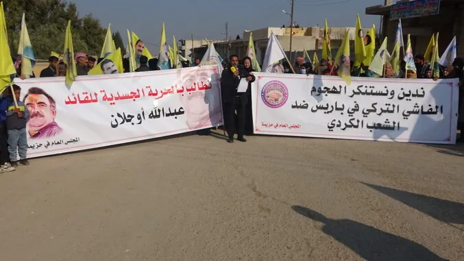 أهالي الرقة ودير الزور يطالبون بالحرية الجسدية للقائد عبد الله أوجلان