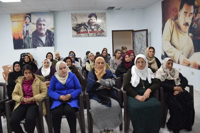 ​​​​​​​منظمات نسائية ومجتمعية تطالب الأهالي برفع وتيرة النضال لتحقيق الحرية الجسدية للقائد أوجلان