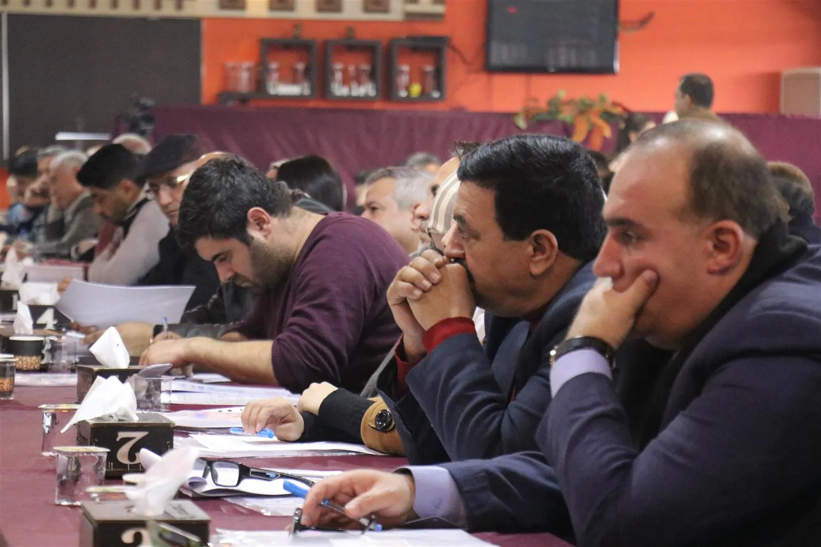 مداخلات قيمة خلال المحور الثاني من الندوة الحقوقية التشاورية