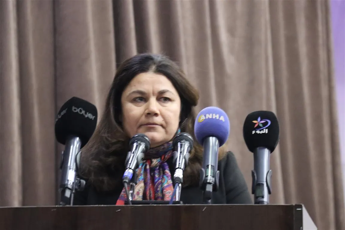 ​​​​​​​المنتدى الهندسي الفني الأول يؤكد حاجة العالم لثورة ايكولوجية لمواجهة تخريبات النظام الرأسمالي