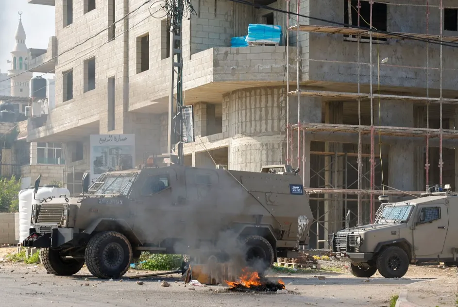 وسائل إعلام: القوات الإسرائيلية تقتل 9 في اشتباكات مع مسلحين في جنين