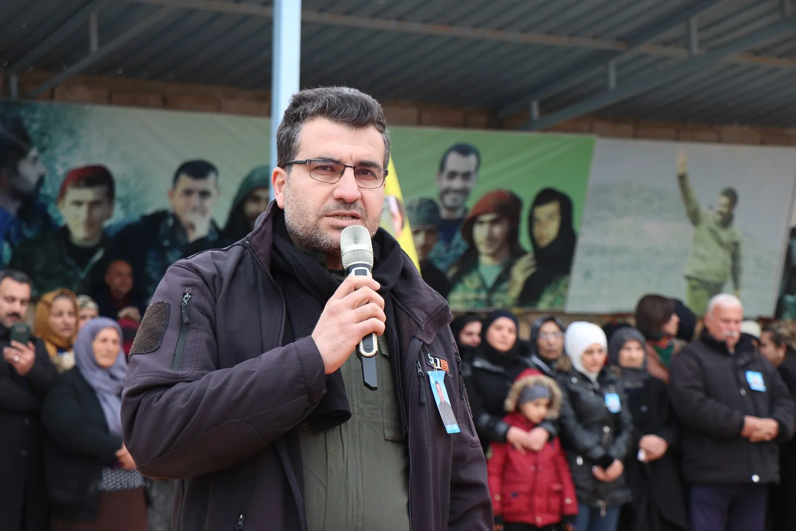 ​​​​​​​أهالي حلب يشيعون جثمان الشهيد أحمد سيدو إلى مثواه الأخير