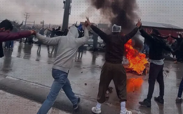 ​​​​​​​إصابات واعتقالات في صفوف المحتجين غرب إيران