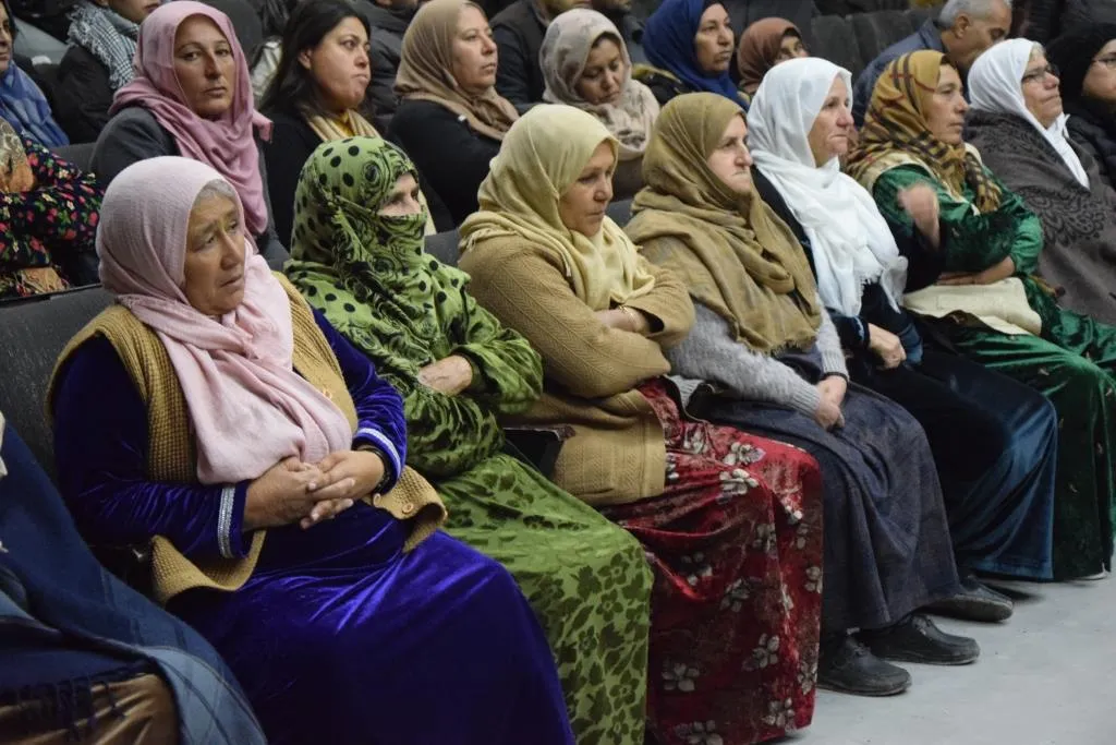 خلال سلسلة من الفعاليات.. أهالي إقليم الفرات يستذكرون شهداء مجزرة باريس الأولى