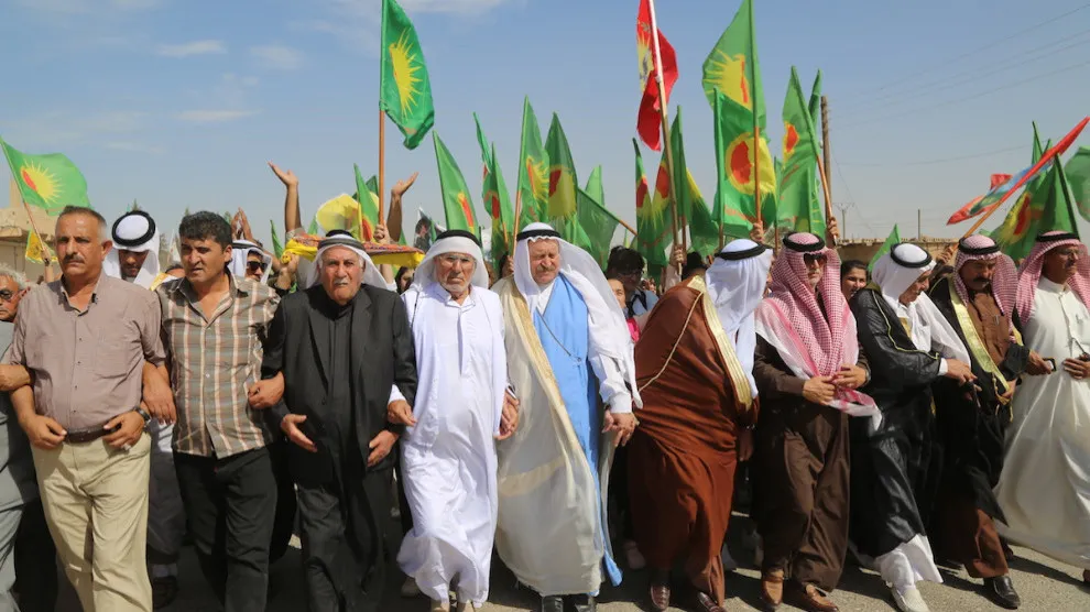 وجهاء العشائر في منبج: مستمرون بالمقاومة لإسقاط كافة المراهنات الهادفة لضرب أمن واستقرار المنطقة