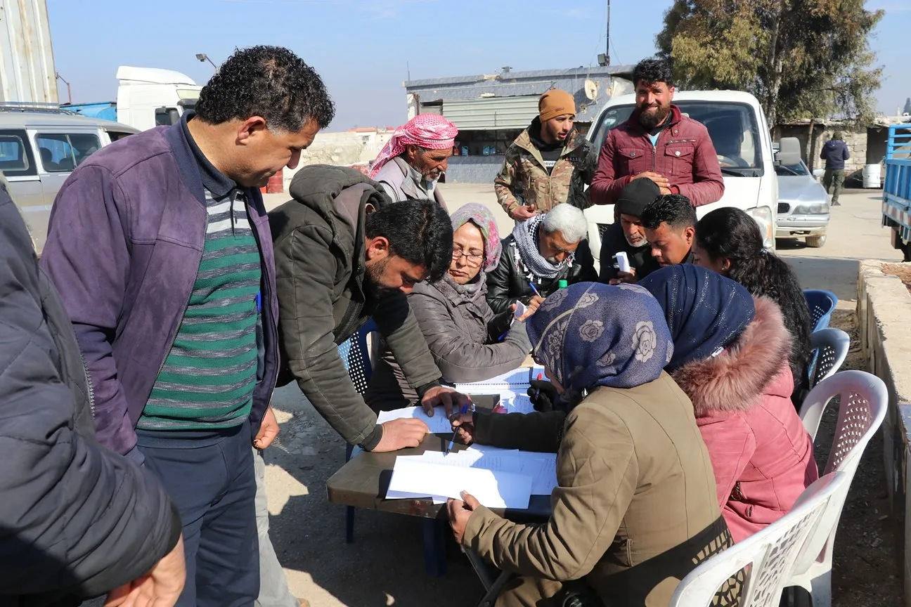 ​​​​​​​بدء توزيع المازوت على مهجري عفرين وسكان مقاطعة الشهباء