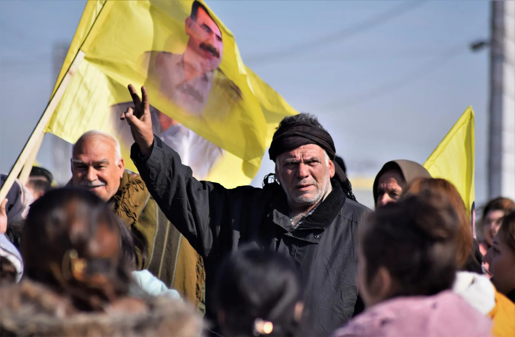 ​​​​​​​تنديداً بالمؤامرة الدولية... أصوات عشرات الآلاف من المتظاهرين تصدح في إقليم الجزيرة – تم التحديث