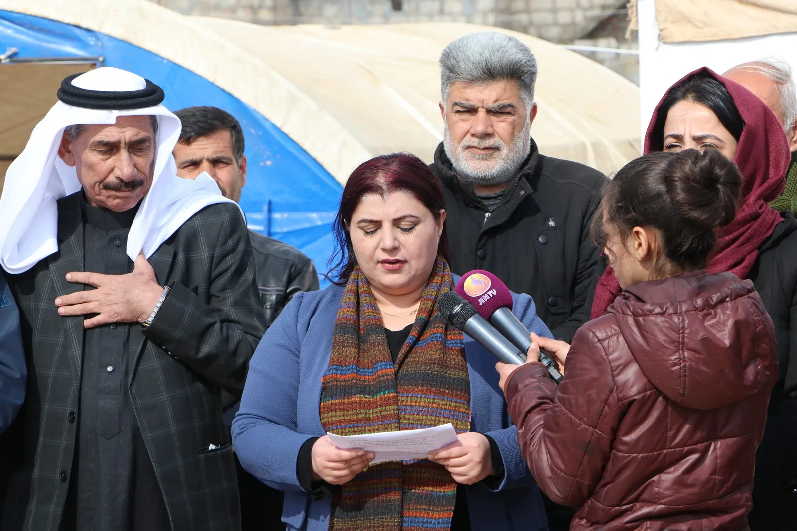 ​​​​​​​الإدارة الذاتية تتفقد أوضاع المتضررين من الزلزال في الشهباء وتطالب بفتح المعابر الحدودية