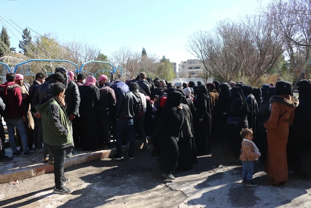 حملة جمع التواقيع المطالبة برفع العزلة عن القائد أوجلان تتواصل في منبج