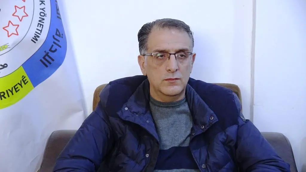 عضو في خلية الأزمة يطالب بفتح جميع المعابر الداخلية والخارجية