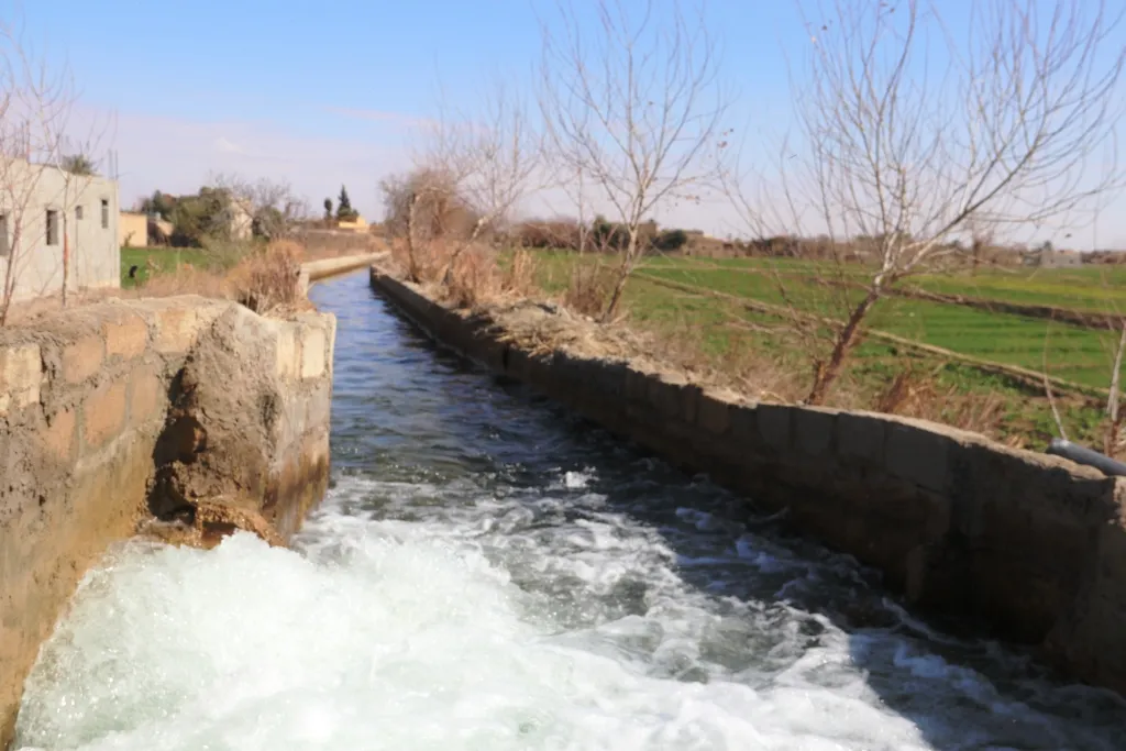 جملة مشاريع لتوفير مياه الشرب في ريف دير الزور الغربي