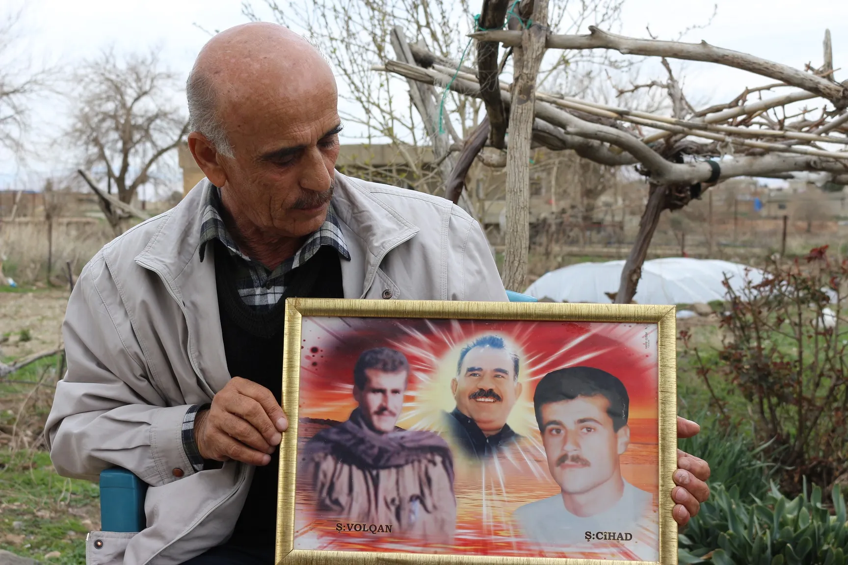 ​​​​​​​حلقة "لن تستطيعوا حجب شمسنا" في روج آفا