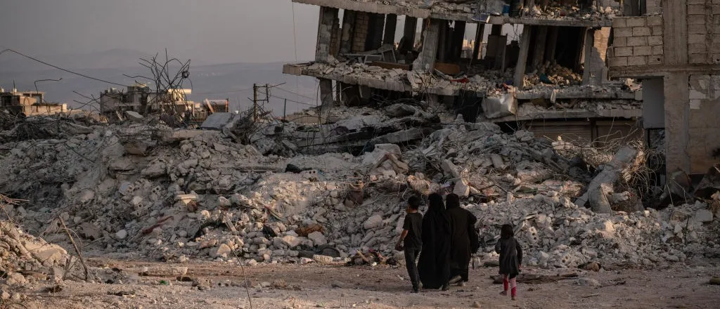 ​​​​​​​منظمة العفو الدولية: دمشق والمجموعات المسلحة استغلت بؤس الناس لتعزيز أجنداتها الخاصة