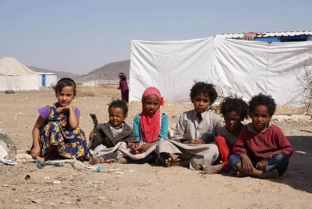 الصحة العالمية: اليمن يشهد تفشياً للحصبة وشلل الأطفال
