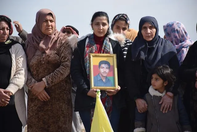 زيارة ضريح شهيد الانتفاضة أحمد محمد في عابري