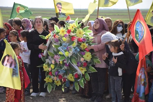 زيارة ضريح شهيد الانتفاضة أحمد محمد في عابري