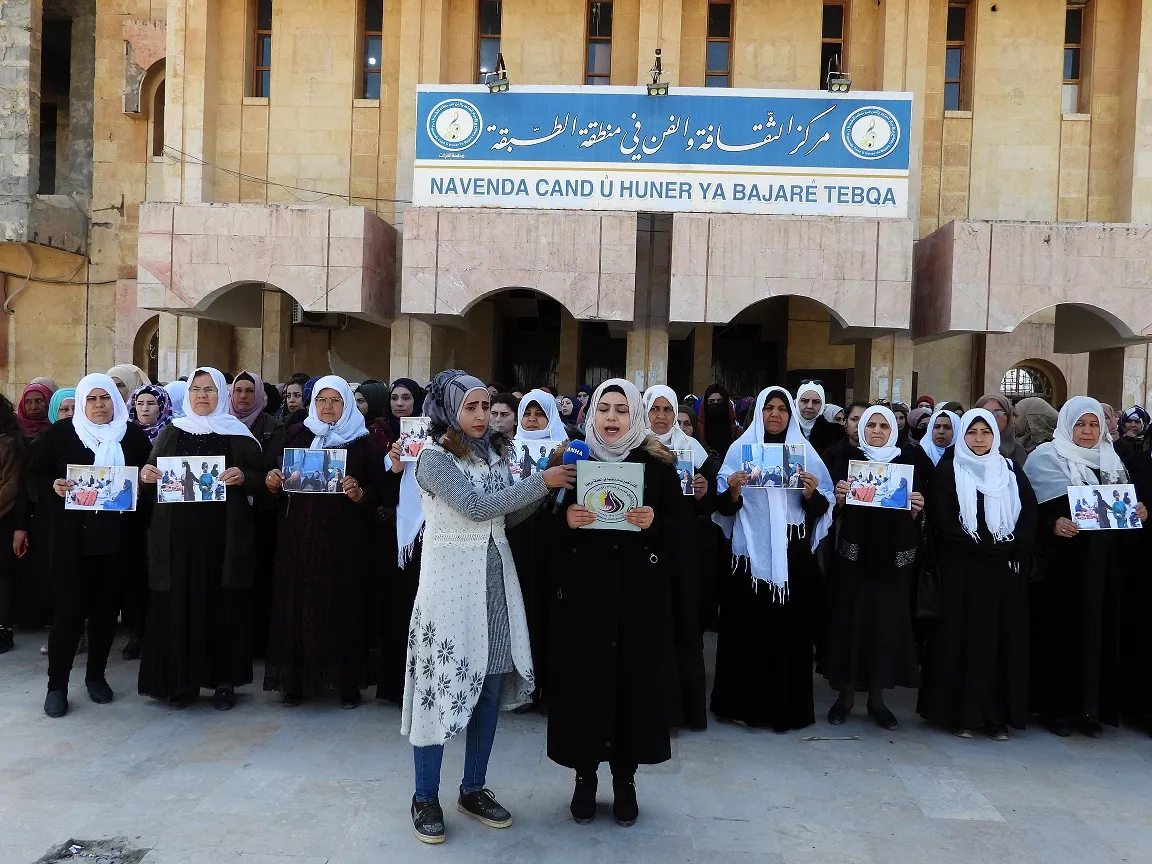 تجمّع نساء زنوبيا يدين جريمة تسميم الطالبات في إيران ويدعو للمحاسبة