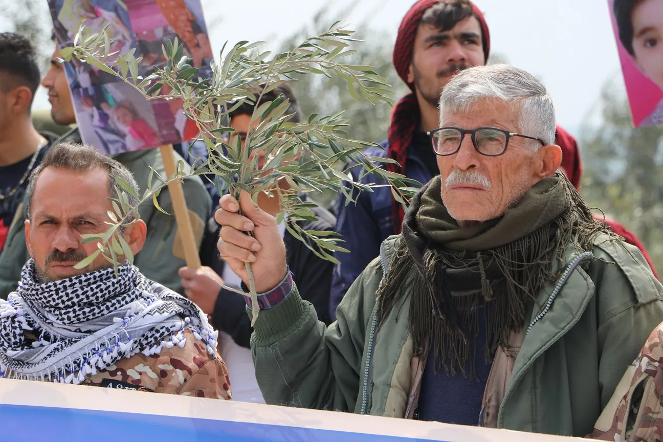 أصحاب الأرض يجددون العهد بانتهاج المقاومة حتى تحرير مدينتهم عفرين