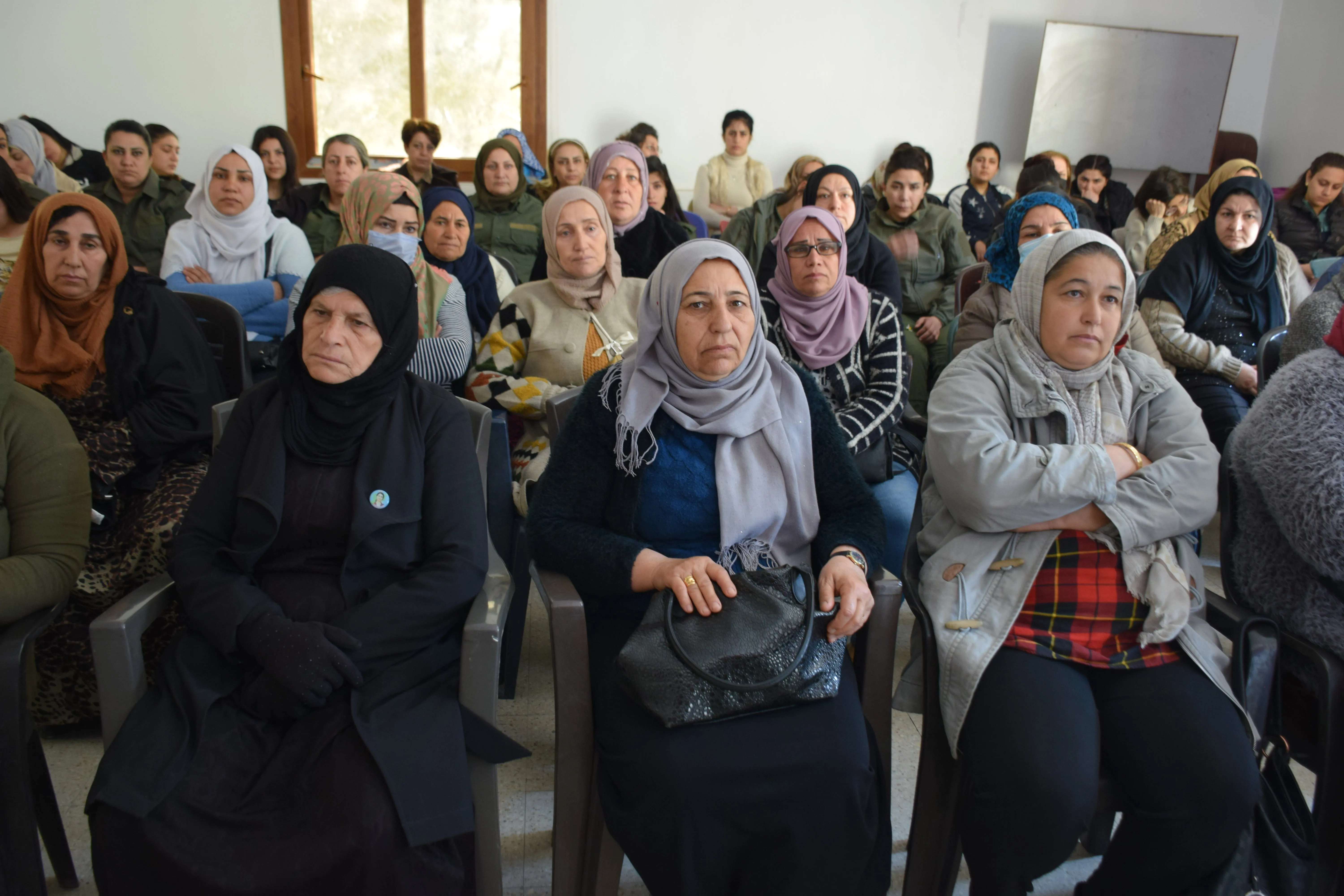 ​​​​​​​فعاليات 8 آذار تواصل التأكيد على دور المرأة الريادي في بناء مجتمع ديمقراطي ـ  تم التحديث