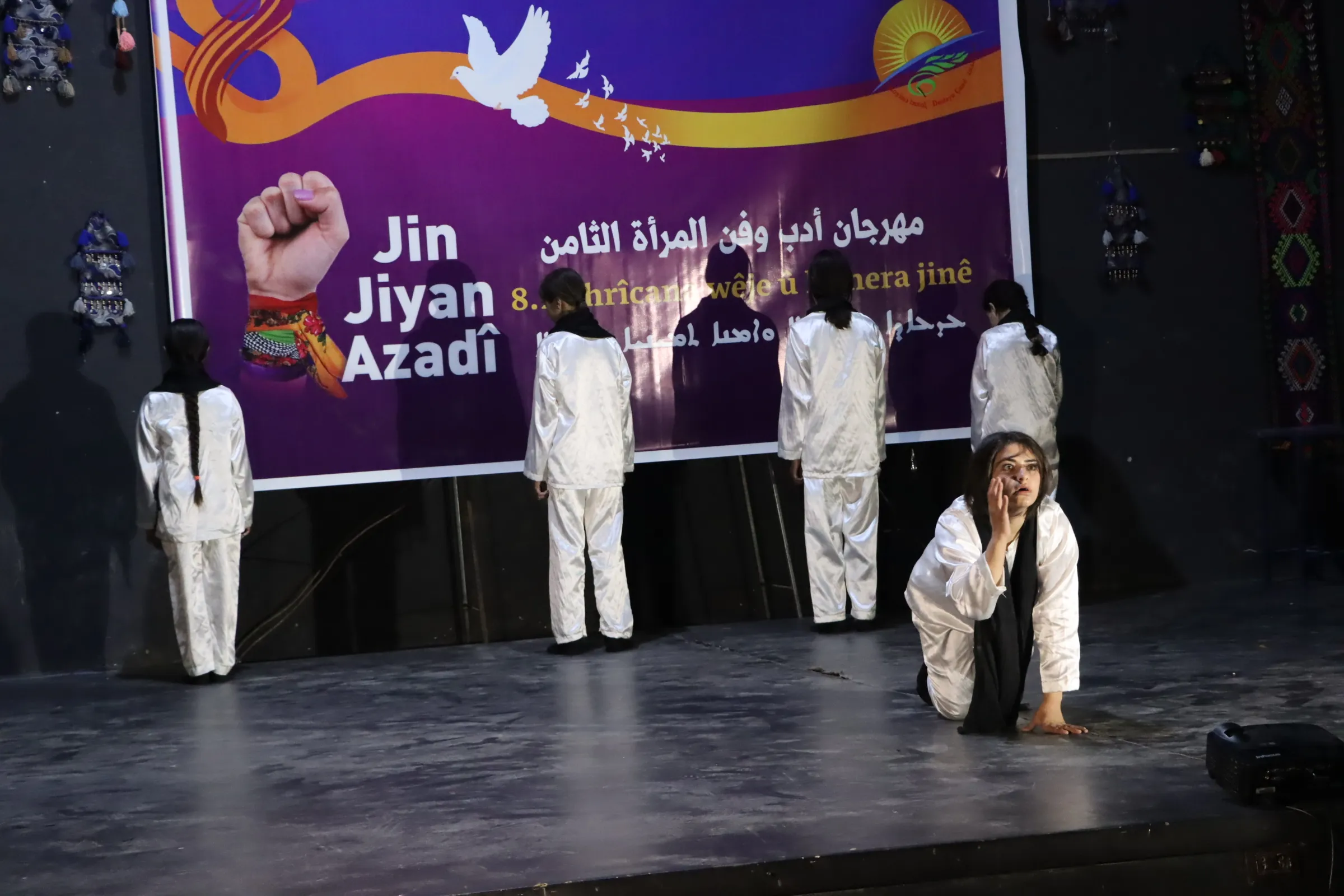 ​​​​​​​بألوان الربيع والمرأة.. انعقاد مهرجان أدب وفن المرأة الثامن