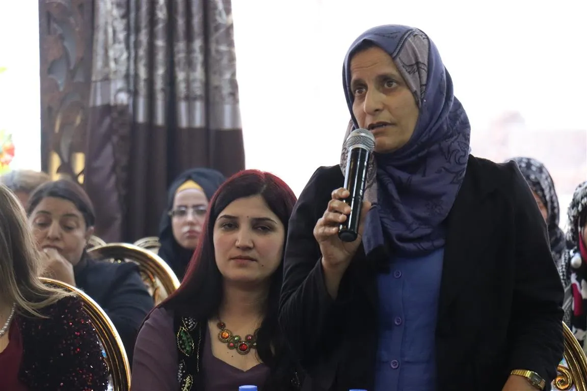 ​​​​​​​انتهاء الجلسة الأولى من منتدى المرأة ودورها في الإدارات المحلية