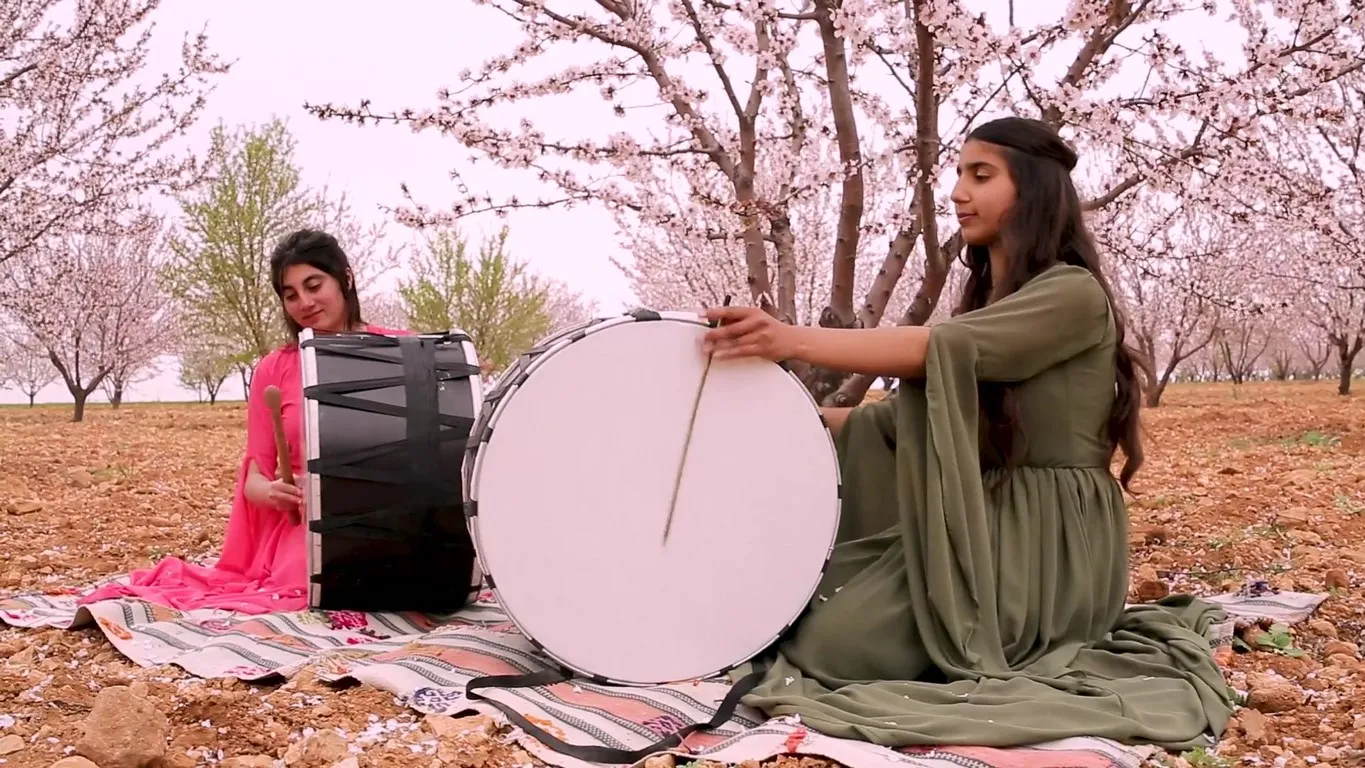 إصدار جديد من حركة الهلال الذهبي" Jin im jiyan im"