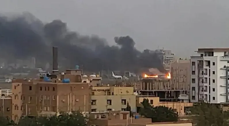 تجدّد القتال في العاصمة السودانية بعد فشل الهدنة بين طرفي الصراع