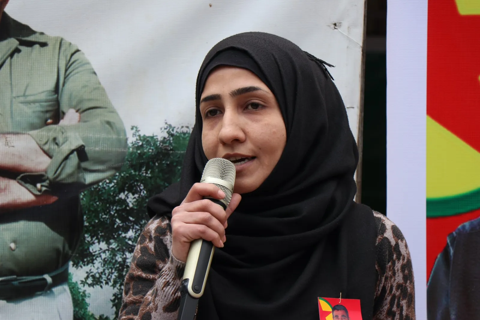 أهالي حلب يقدمون واجب العزاء لذوي الشهيد فؤاد أحمد إسماعيل