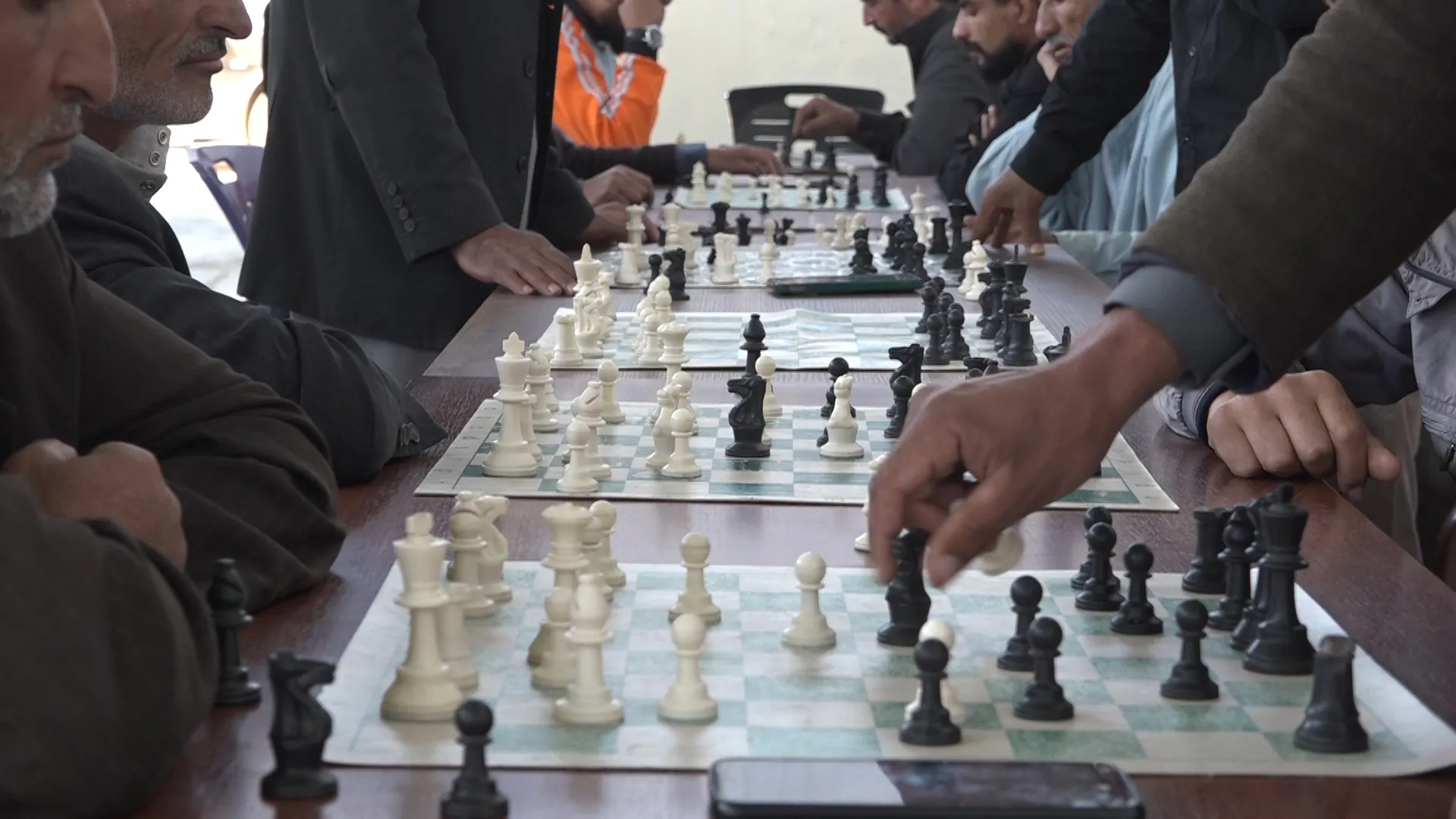في سياق حملة مكافحة المخدرات.. الاتحاد الرياضي بدير الزور ينظم بطولة شطرنج