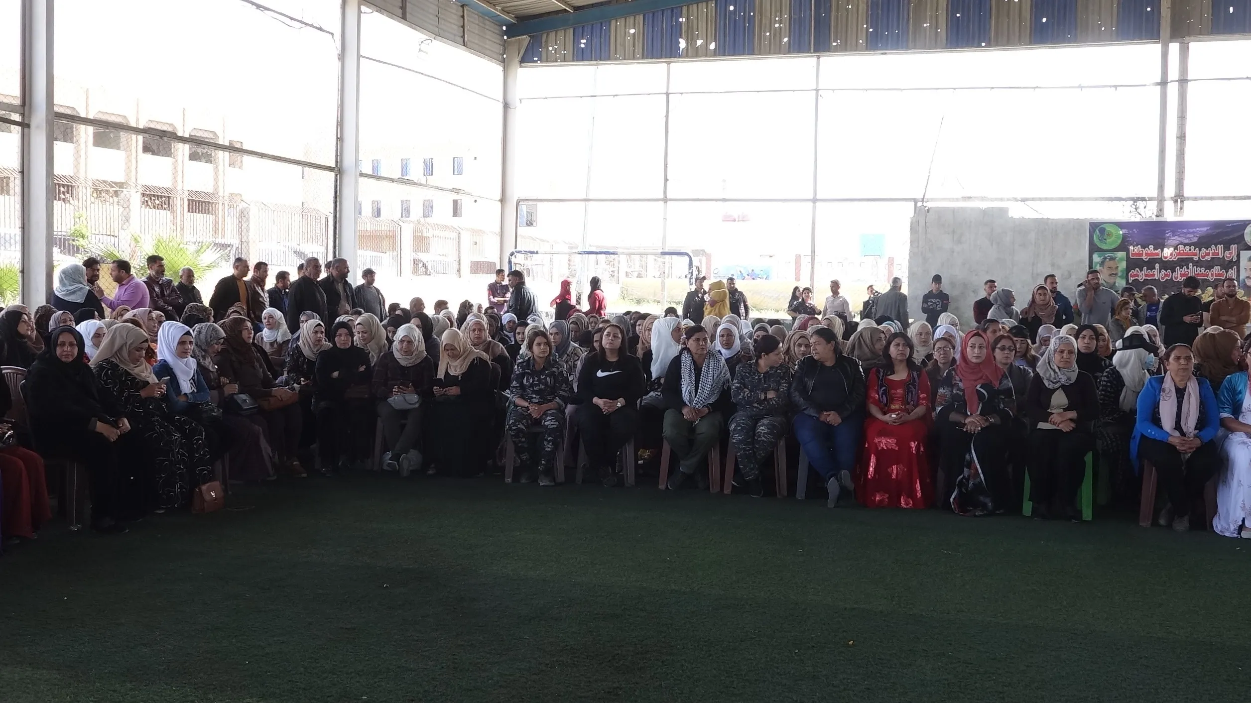 من علبلور إلى الرقة.. احتفالات بميلاد القائد عبدالله أوجلان