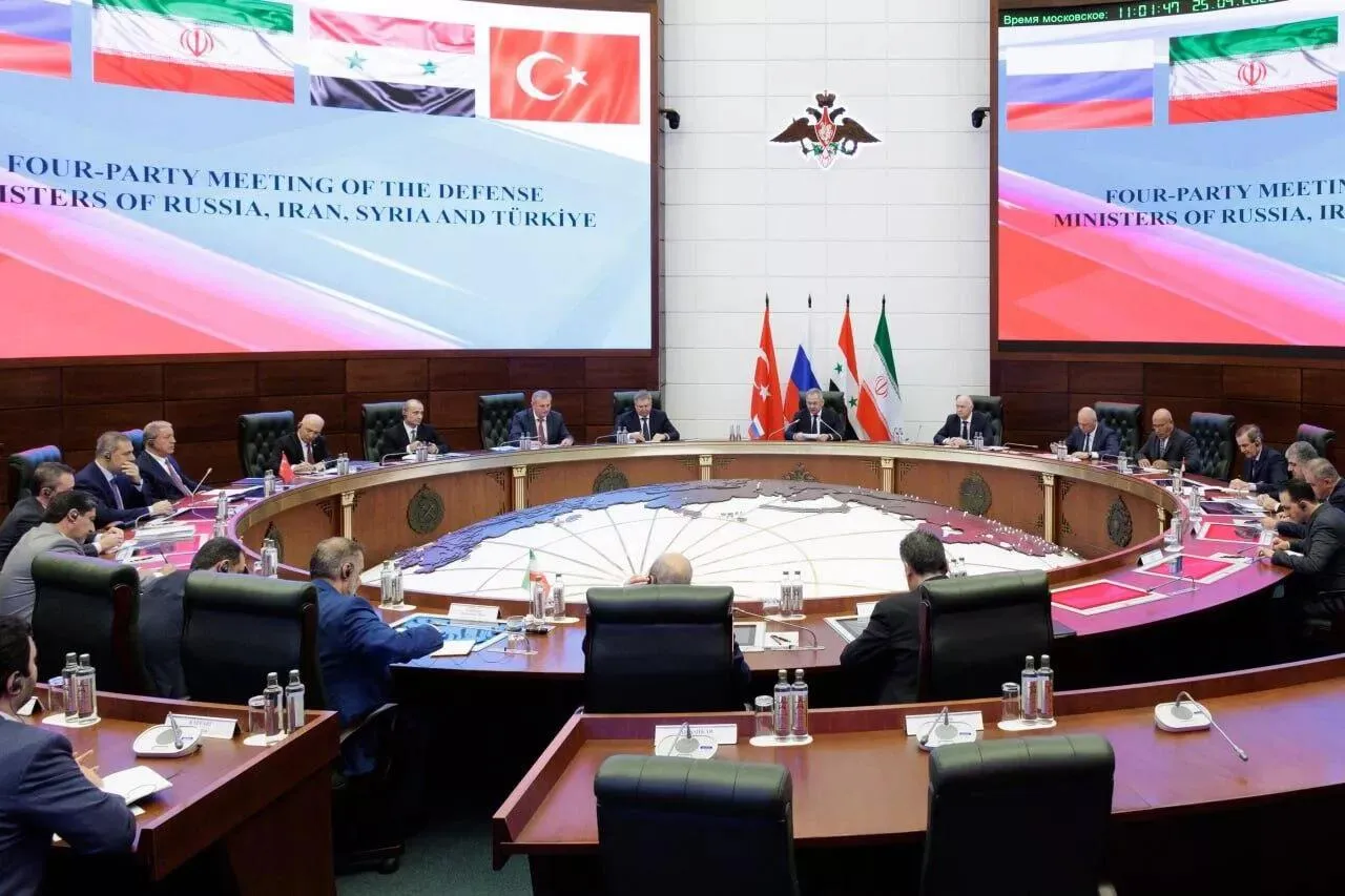 الاجتماع الرباعي يخرج ببيانات تحمل مصالح المتآمرين على الشعب السوري