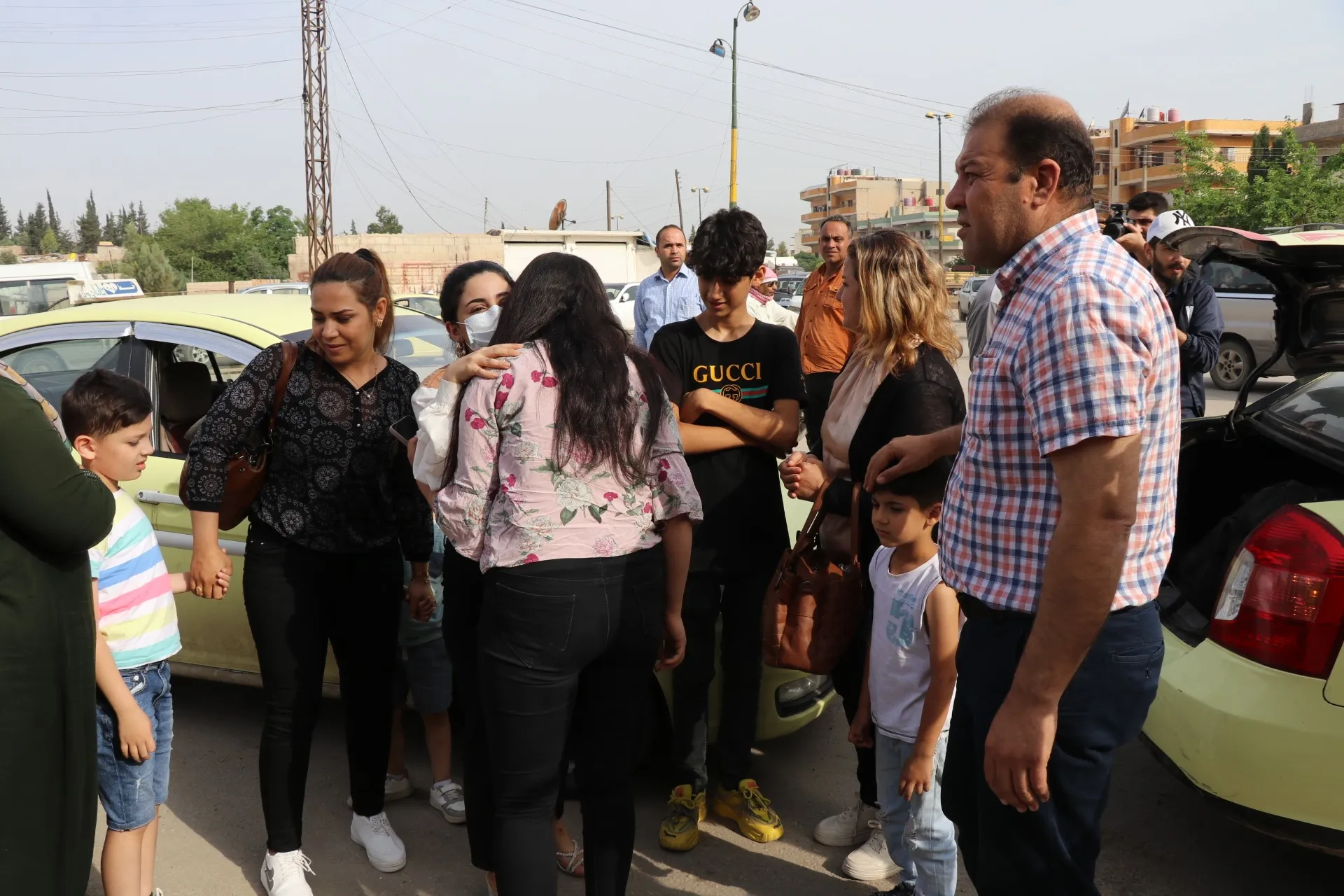 الإدارة الذاتية تعيد أول دفعة من مواطنيها العالقين في السودان