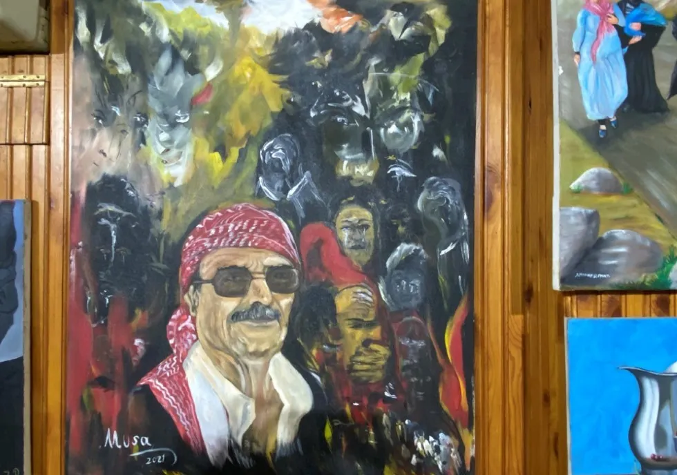 ​​​​​​​حضور المرأة وفنها في المعرض الثامن للفن التشكيلي