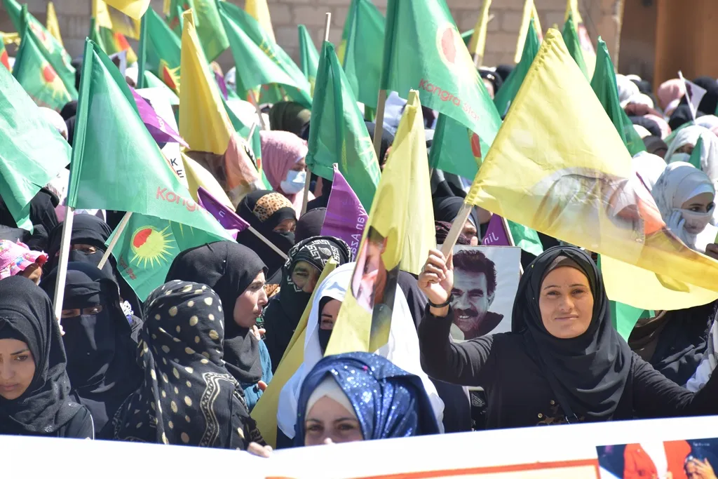 ​​​​​​​مسيرة داعمة للمرشحات في الانتخابات التركية