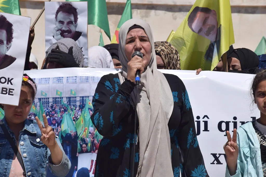 ​​​​​​​مسيرة داعمة للمرشحات في الانتخابات التركية