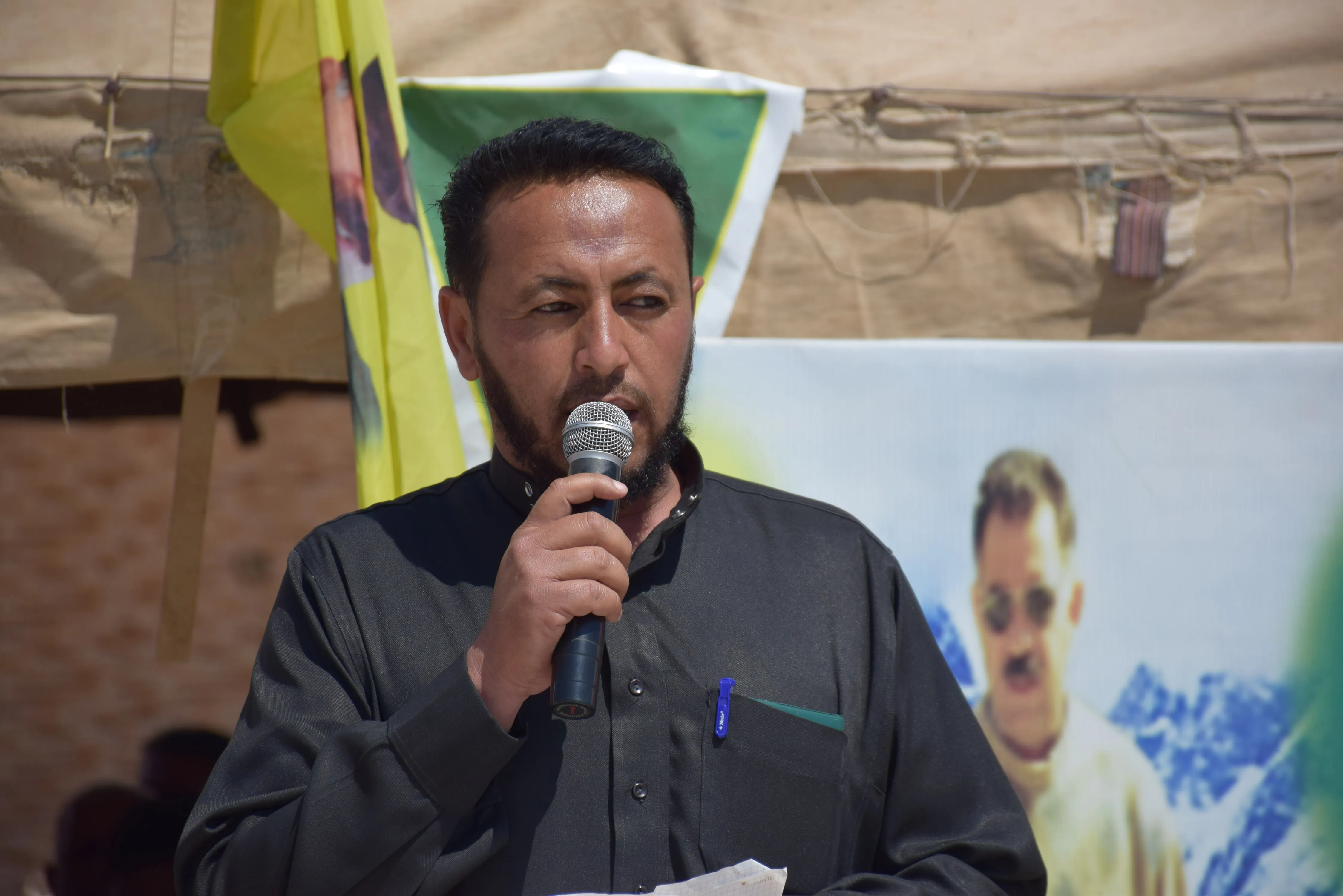 ​​​​​​​أهالي مقاطعة قامشلو يقدمون واجب العزاء لذوي ثلاث شهداء