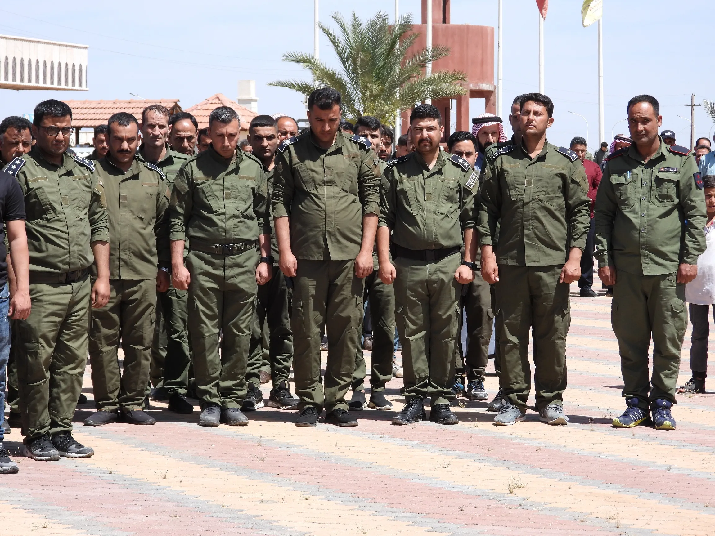 جثمان شهيد مجلس الطبقة المدني يوارى الثرى