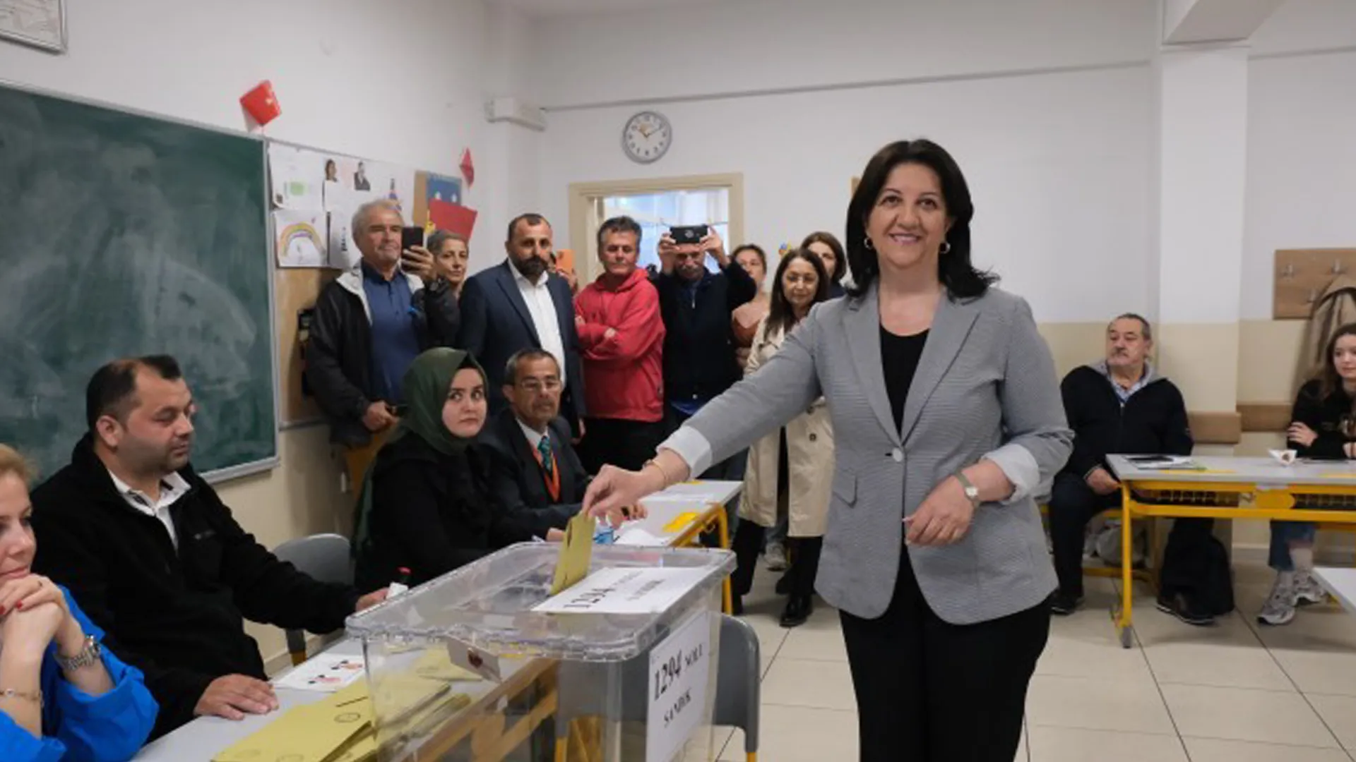​​​​​​​من أمام صناديق الاقتراع: صوّتوا للتغيير