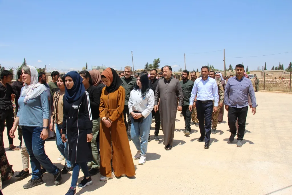 أهالي منبج يقدمون واجب العزاء لذوي الشهيد عبد الوهاب الحج حميدي