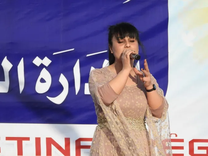 أهالي الطبقة يحتفلون بالذكرى السادسة لتحرير مدينتهم من الإرهاب